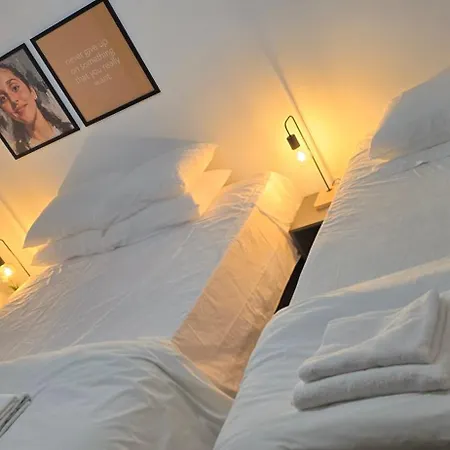 Eleven Deluxe 2br - Breakbooking Cy Apartman Limassol