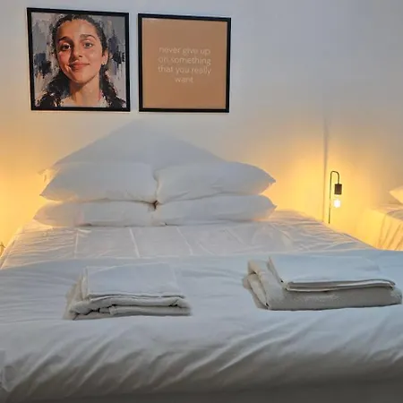 Eleven Deluxe 2br - Breakbooking Cy Apartman Limassol